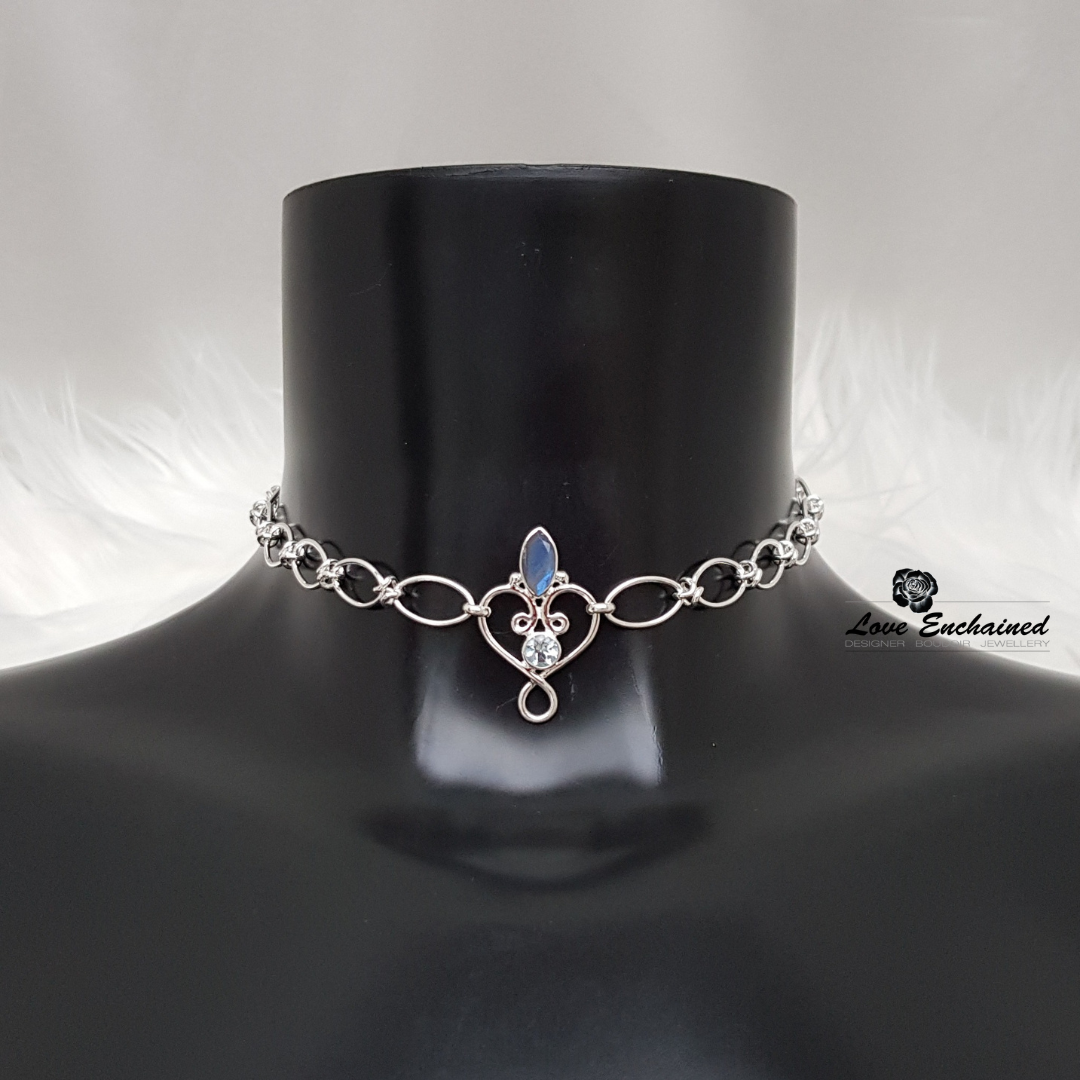 Love Knots Heart Princess day collar - Labradorite and blue Topaz