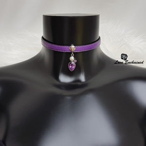 Purple leather, Amethyst and Pearl day collar